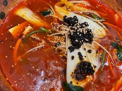 -成都你六姐·牛肉冒菜(上海环宇荟店)