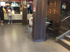 -麦当劳(丽江玉河广场店)