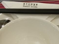 -香巴拉云南餐厅(华莱坞店)