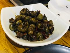 -海拉尔碳烤羊腿烤鸽子(吕营店)