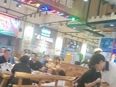 -江城老胖串店·海鲜·小龙虾(世光路店)