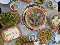 -阿婆情腊排骨火锅(金虹路店)