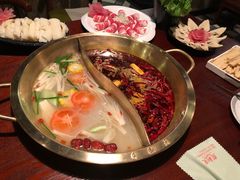 -重庆爽翻天老火锅(临平万达广场店)