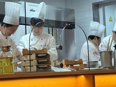 -伊喜饺子·烤鸭(五道口学院路店)