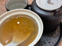 -灸春堂·艾灸·痛症·整脊连锁(之江银泰店)