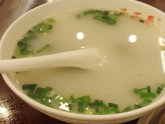 本帮肚肺汤-三两春(浦三路店)