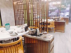 -乜都得港式茶楼(天贵路店)