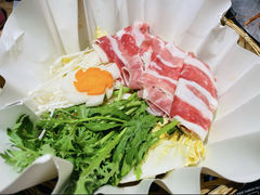 -枝魯枝魯自助料理