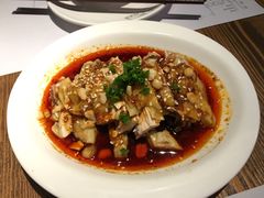 -胡桃里音乐餐厅(陶溪川店)(川湘赣菜·世界百大酒庄直供红酒·音乐表演)