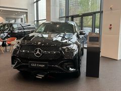 -浙江星杭奔驰4S店(海创园店)