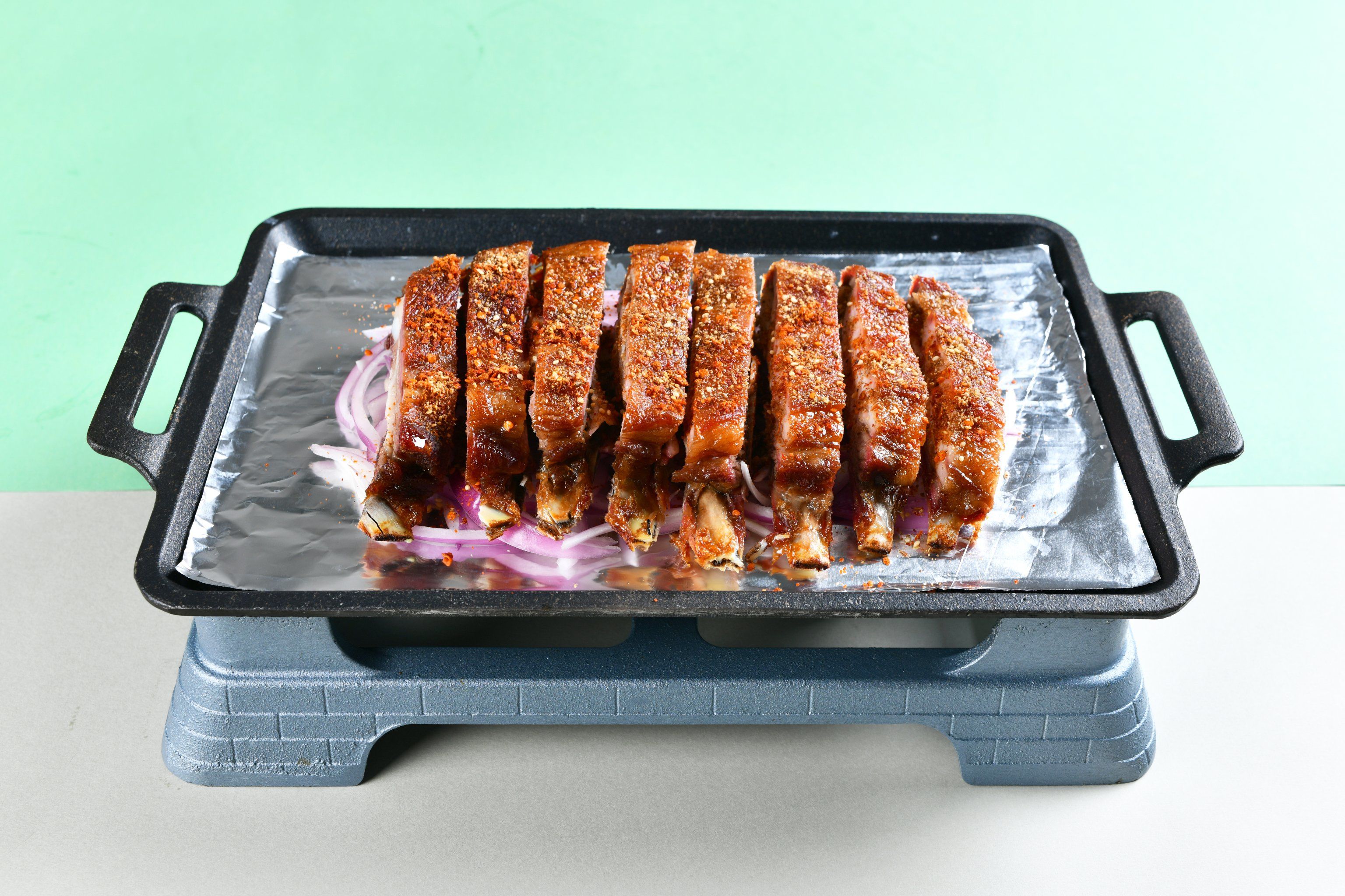 🍖 听我说,草原烤羊排真是满好,肉质鲜