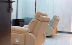 -TOP HAIR SALON