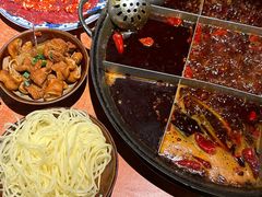 -周小明火锅(黑金冠社区店)