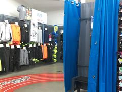 -迪卡侬(观山店)