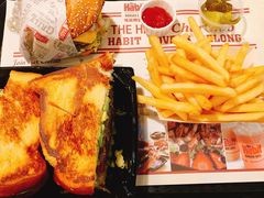 -The Habit Burger Grill 哈比特汉堡(复兴soho店)
