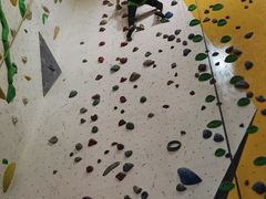 -问山MountQuest攀岩馆