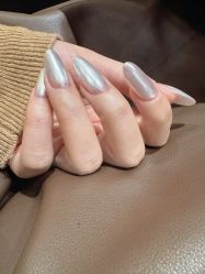 -蜜丝卡伦美甲美睫半永久