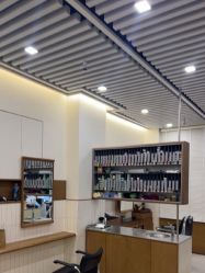 -MARTIN'S BARBER SHOP男士理发馆