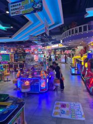 -LuckyStar幸运星家庭娱乐中心(东莞国贸店)