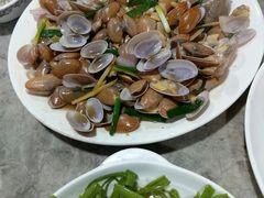 -四川小胡子海鲜(丁村万人海鲜广场店)