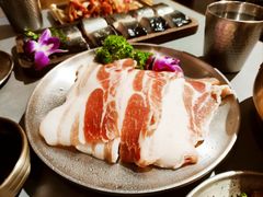 -围炉肉舍•炭烤活鳗•丹东海鲜烤肉(步行街店)