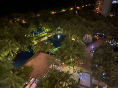 -三亚湾海居铂尔曼度假酒店