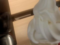 圆筒冰淇林-麦当劳(伟城广场店)