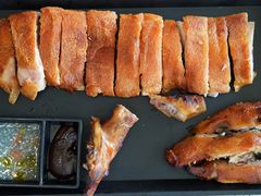 葡式烧乳猪-雅憩花园餐厅