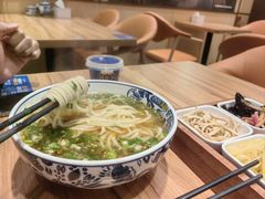 -西部马华清真兰州牛肉面·烧烤夜市(关东店)