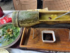 -刘姐啤酒鱼民族演艺餐厅(西街总店)
