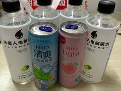 -奈雪的茶(亨特国际广场店)