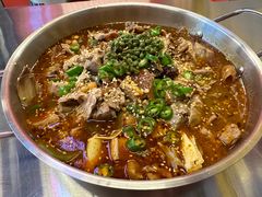 馋嘴冒烤鸭-蓉三少冒烤鸭·四川小吃集(北京首店)