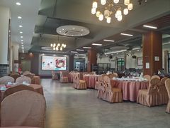-华庭食府(光明店)