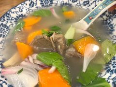羊肉汤-清真·玛丽亚新疆菜主题餐厅(浙江中路店)
