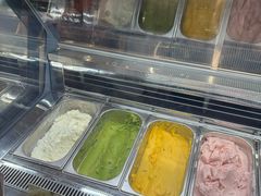 -极拉图·现制冰淇淋(大卫城店)