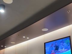 -海底捞火锅(宝龙广场夜宵主题店)