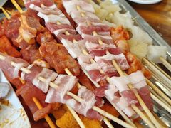 -哈尔滨小酒馆·鲜肉现穿自助烧烤(康新花园店)