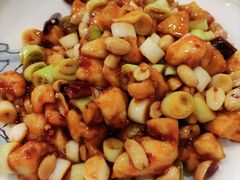 宫保鸡丁-大鸭梨烤鸭店(古城店)