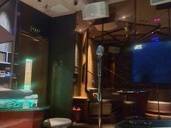-K+全国连锁KTV(绿地缤纷天地店)