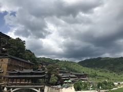 -苗湘食府(十年店)