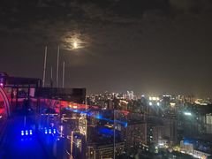 -Hi City·城市之巅