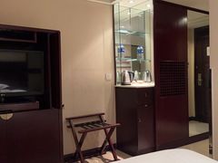 -上海浦东丽晟假日酒店