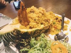 菠萝海鲜炒饭-苏梅花园(群星城店)