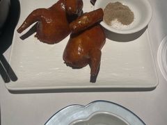 公馆脆皮乳鸽-民国红公馆·秦淮八艳(夫子庙店)
