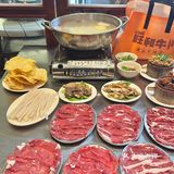 这家全球🌏有肉源的牛肉火锅的肉感确实不一样