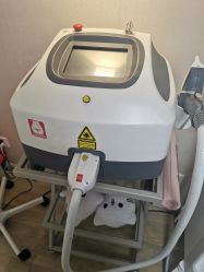 -咪咪专业脱毛连锁机构