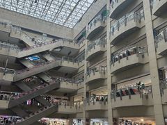 -百荣世贸商城