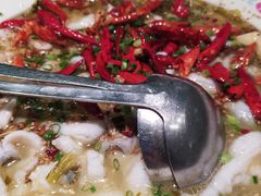 -姚姚酸菜鱼·金戈戈香港豉油鸡(喜荟城联名店)