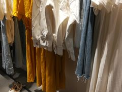 -URBAN REVIVO(七宝领展广场店)