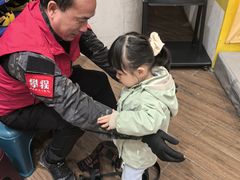 -攀猩儿童攀岩馆(宝乐汇店)